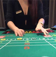 Market Closing Time Game 